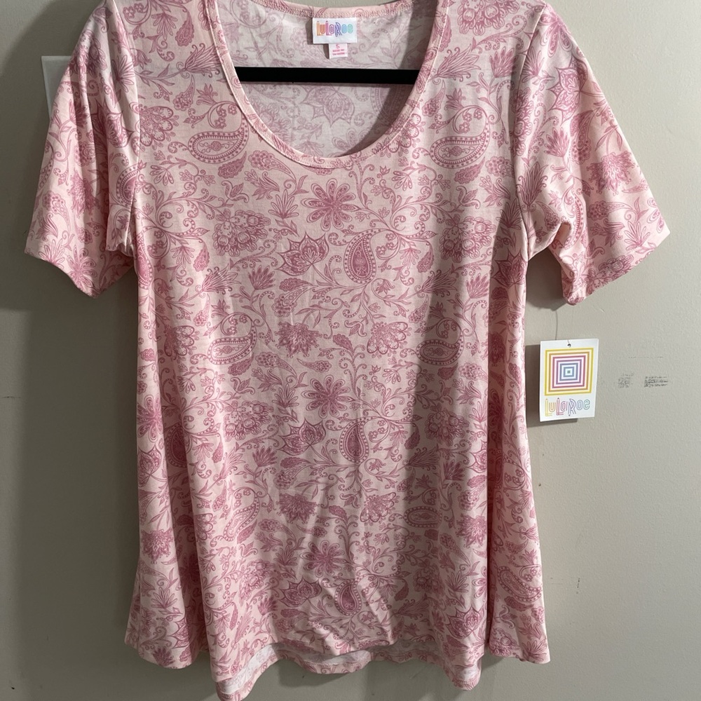 Lularoe Perfect tee size small